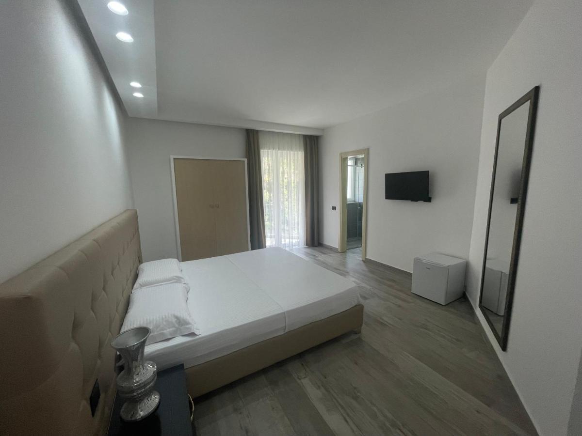 Hotel Mille Amici