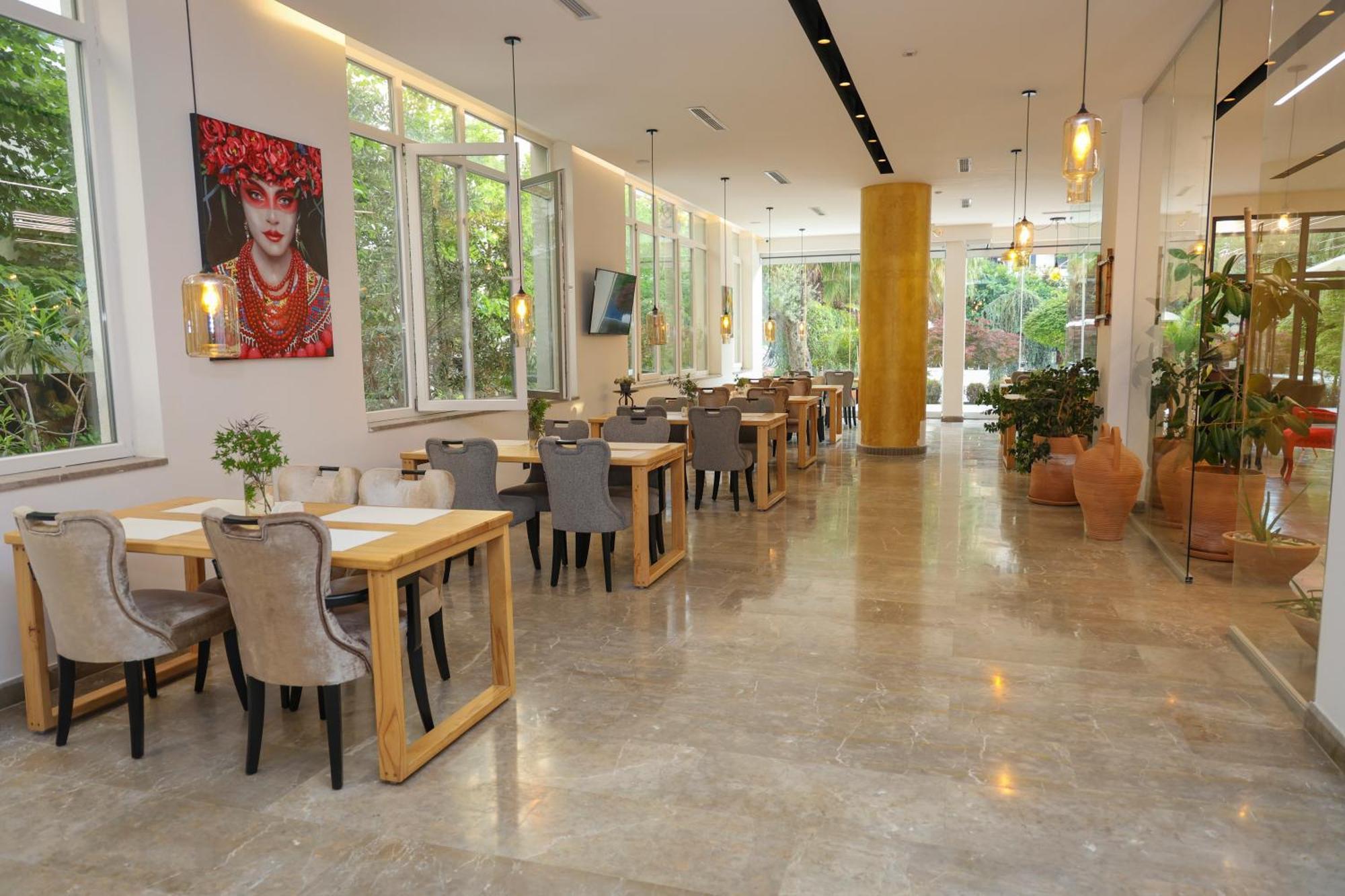 Mille Amici Hotel 5*