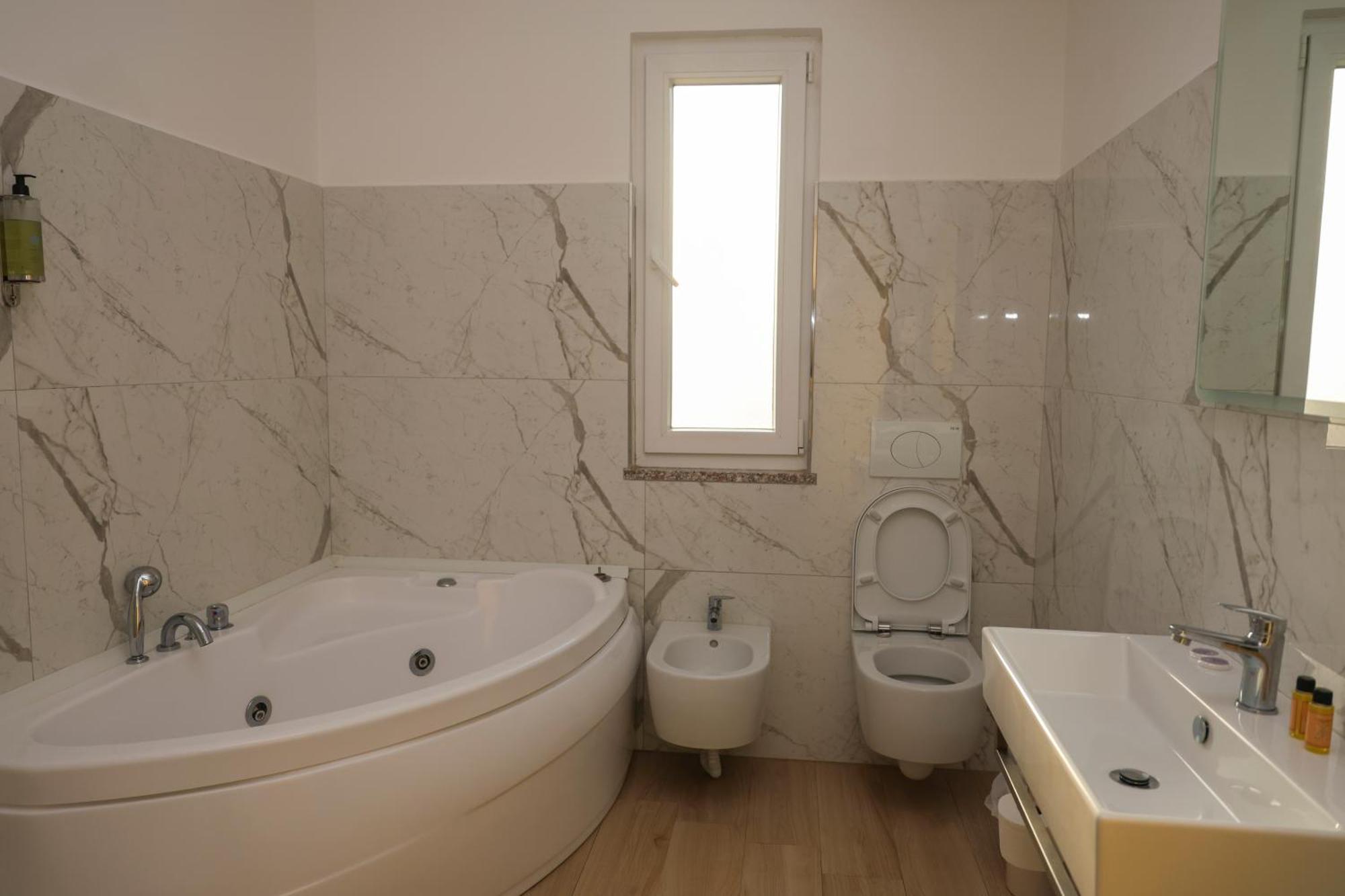 Mille Amici Hotel