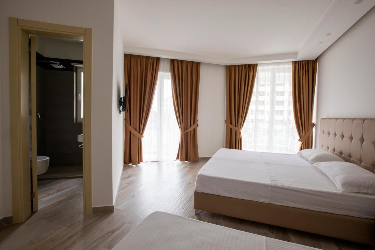 Mille Amici Hotel Shëngjin